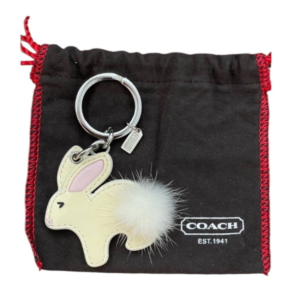 COACH- Y2K Vintage White Patent Leather Bunny. Mink Fur Tail Bag Charm. Dustbag - Picture 2 of 4